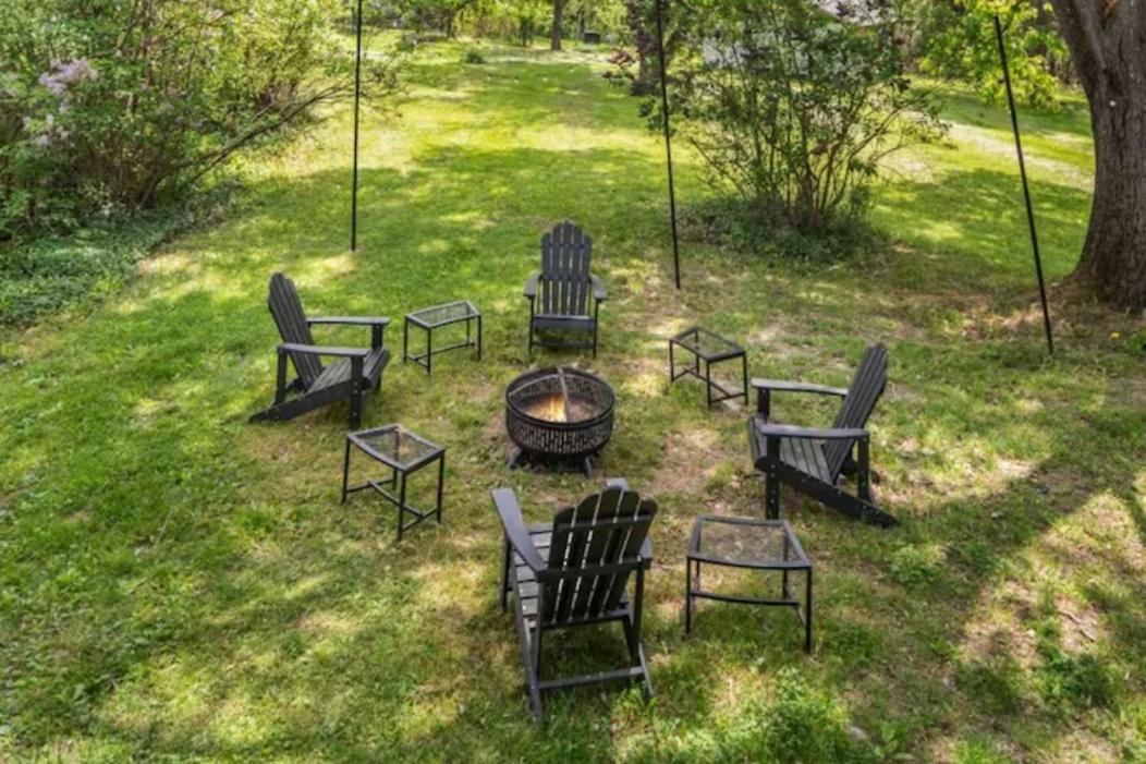 Cayuga Bungalow On Lake—Sleeps 13—Outdoor Firepit Lansing Extérieur photo